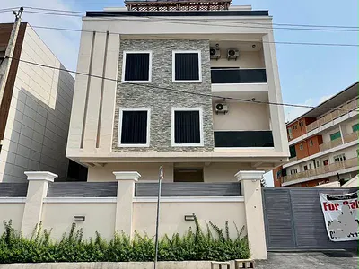 6-Bedroom Detached House with 2 BQS — Lekki Phase 1, Lekki, Lagos
