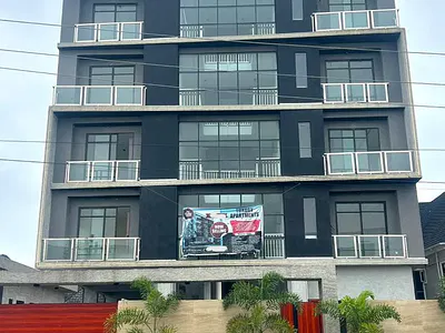 1 Bedroom Apartment with Elevator — Inside an Access Control Estate by Chevron Toll Gate Orchid Road, Lekki, Lagos