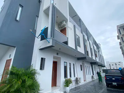Spacious 3 Bedroom Apartment with BQ — Ikota, Lekki, Lagos