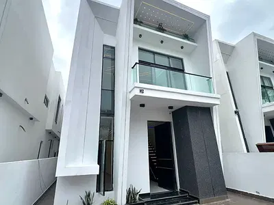 Luxury 4 Bedroom Fully Detached House with BQ & Pool — Luxury 4 Bedroom Fully Detached House with BQ & Pool in Orchid, Lekki, Lagos