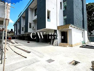 4 Bedroom Penthouse — Victoria Island (VI), Lagos