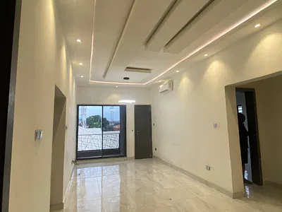 Luxury Elegant Spacious 2 Bedroom Flat — Lekki, Lagos