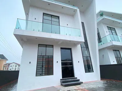 4 Bedroom Detached Duplex with Swimming Pool — Lekki, Lagos