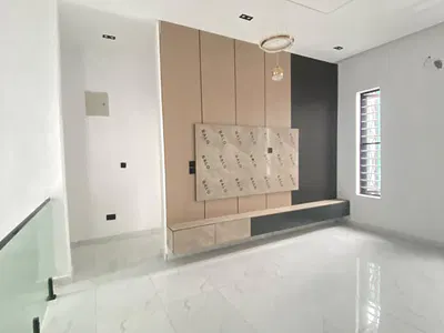 5 Bedroom Detached Duplex with Swimming Pool — Lekki, Lagos