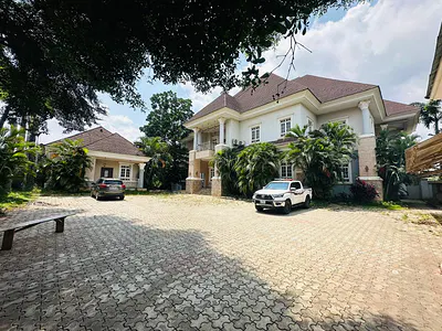 6 Bedroom Fully Detached Duplex, 2 Bedrm Chalet, Lift, Pool, 4rooms BQ — Serene and Well Secured Neighborhood, Maitama District, Abuja