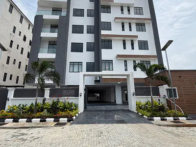 Fully Serviced 3bedroom Penthouse with BQ — Lekki, Lagos