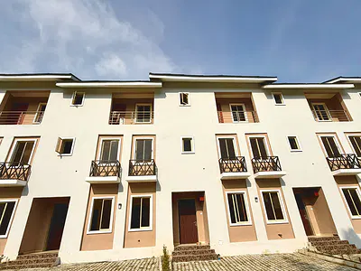 Exquisite 4 Bedroom Terrace with BQ — Durumi, Abuja