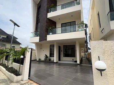 5 Bedroom Luxury Duplex — Lekki, Lagos