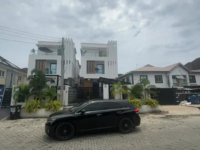 5 Bedroom Furnished Detached Duplex — Lekki, Lagos
