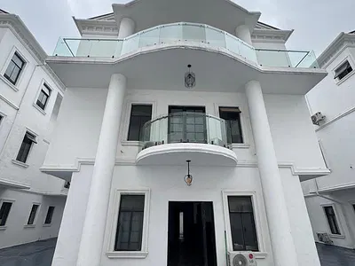 4 Bedroom Fully Detached Duplex — Ikoyi, Lagos