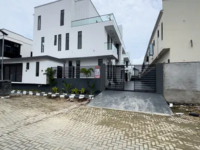 5 Bedroom Luxury Duplex — Lekki, Lagos