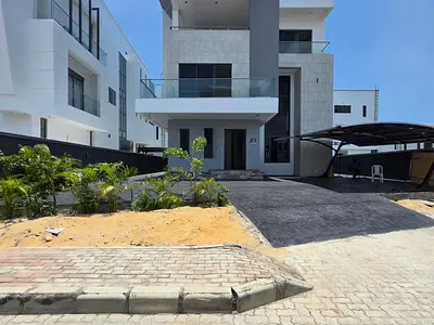 Luxuriously Built 5 Bedroom Fully Detached Duplex with BQ — Lekki, Lagos