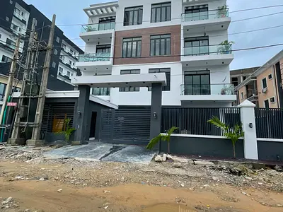 Exquisitely Finished 2 Bedroom Apartment with Gym — Lekki, Lagos