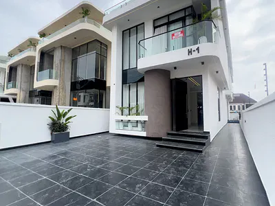 5 Bedroom Modern Duplex — Lekki, Lagos