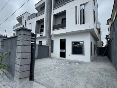 4 Bedroom Semi-Detached Duplex with BQ — Off Admiralty Way, Lekki Phase 1, Lekki, Lagos