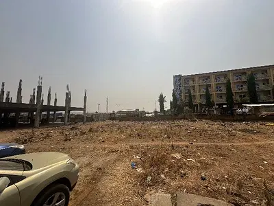 Uncompleted Shopping Mall on Commercial Land — Behind Platinum Plaza, Jahi, Abuja
