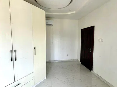 1 Bedroom Apartment with Ac, Gym and Pool — Ikoyi, Lagos