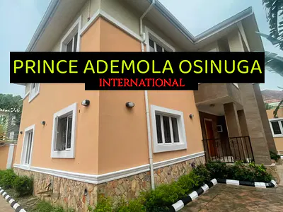 Luxury Fully Detached 5 Bedroom House with 2 Rooms BQ — Ikoyi, Lagos