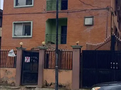 Hotel / Guest House on Three Floors — 21 Okeayo Street, Off Dopemu Road, by Agbotekuyo, Agege, Lagos