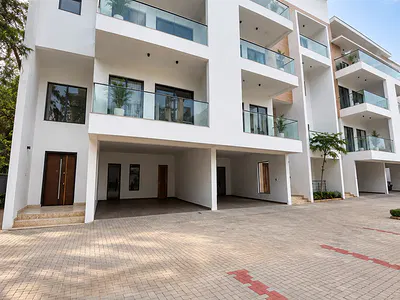 4 Bedroom Terraced House with BQ — Ikoyi, Lagos