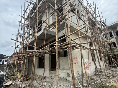 5 Bedroom Carcass Seller Responsible to Finished — Ajah, Lagos