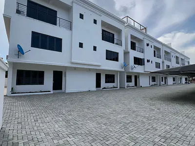 4 Bedroom Townhouse — Ikoyi, Lagos