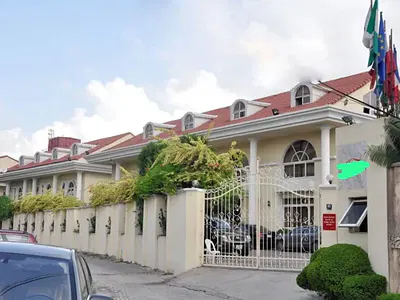 49-Rooms Hotel — Ikoyi, Ikoyi, Lagos