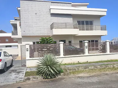5 Bedroom Detached Duplex with BQ — Pinnock Beach Estate, Lekki, Lagos