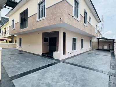 Spacious 5-Bedroom Detached Duplex with BQ — Chevron Drive, Lekki, Lagos