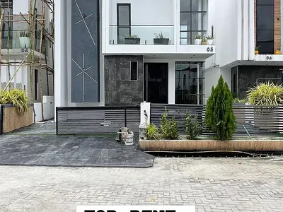 5-Bedroom Detached Duplex with BQ — Lekki, Lagos