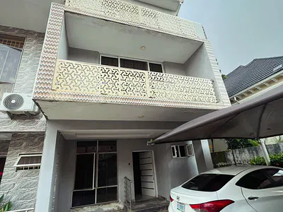 4 Bedroom Terraced Duplex — Guzape, Abuja, Guzape District, Abuja