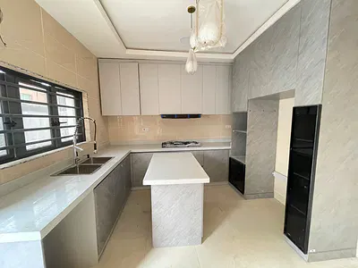 Newly Built 5 Bedroom Detached Duplex — Surulere, Lagos