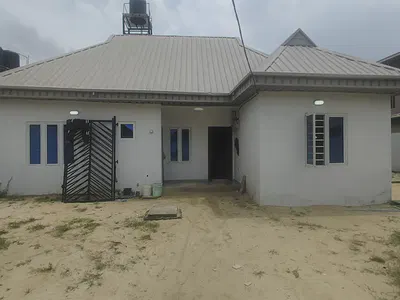 Very Sharp 3 Bedroom Bungalow Self Compound — Ajah, Lagos