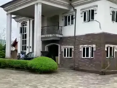 Executive 6 Bedroom Duplex with a Gym in a Secure Vicinity — Egbelu, Port Harcourt, Rivers