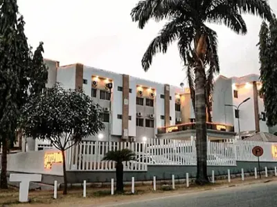 3 Star 86 Suits Hotel, 17 Shops, 11 Offices, 2 Conference Halls — Wuse Zone, Wuse, Abuja