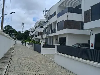 4 Bedroom Duplex with 24hours Power in a Beautiful Estate — Ikoyi, Lagos