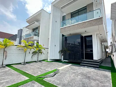 5 Bedroom Detached Duplex with Swimming Pool and BQ — Ajah, Lagos