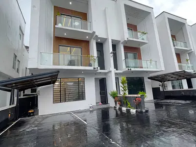 Beautifully Finished Contemporary 4 Bedroom Semi- Detached Triplex — Lekki, Lagos