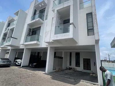 4 Bedroom Terrace — Lekki, Lagos