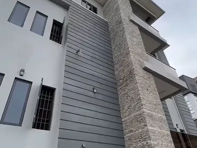 Newly Built 5 Bedroom Detached Duplex with BQ — Guzape District, Abuja