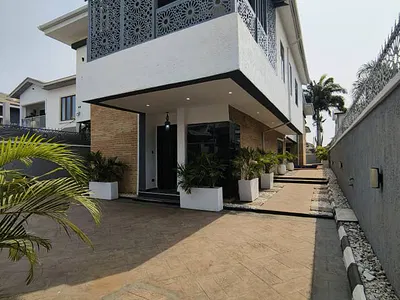 5 Bedrooms Fully Detached Plus BQ — Lekki, Lagos