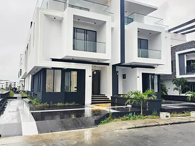 Five Bedroom Semi-Detached Duplex — Lekki, Lagos