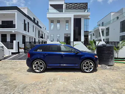 Five Bedroom Detached Duplex with Swimming Pool, Pentfloor — Lekki, Lagos