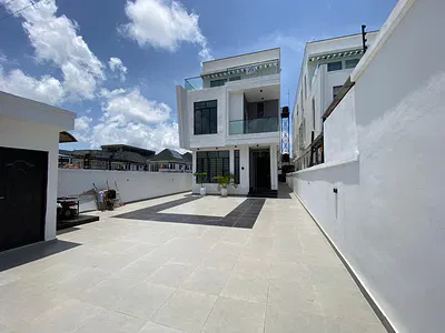 5 Bedroom Detached Duplex with 2 Kitchens, Lounge, Cinema and Pool — Freedom Way, Lekki Phase 1, Lekki, Lagos
