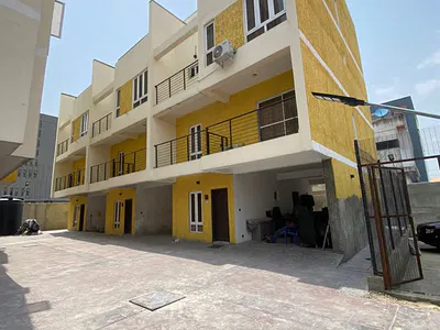 4 Bedroom Townhouse — Lekki, Lagos