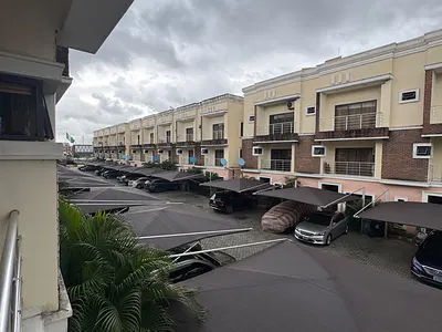Luxury 4 Bedroom Terraced Duplex with BQ — Off Admiralty Way, Lekki Phase 1, Lekki, Lagos