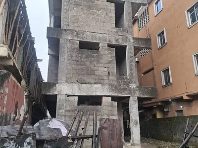 3 Story Carcas Building — Simpson Street, Off Igbosere, Lagos Issland, Victoria Island (VI), Lagos
