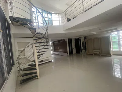 5 Bedroom Detached House with Service Quarters — Ikoyi, Lagos