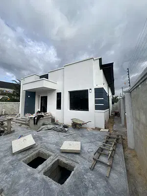 4 Bedroom Detached Bungalow — Apu Road, Port Harcourt, Rivers