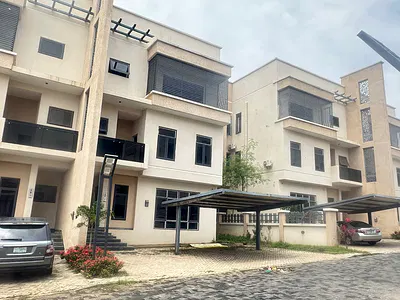 Newly Built & Nicely Finished 5 Bedroom Semi-Detached Duplex with BQ — Guzape District, Abuja
